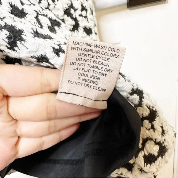 PHILOSOPHY Dress Scoop Neck Sleeveless Sheath Black White Leopard Print Size L - Picture 5 of 6